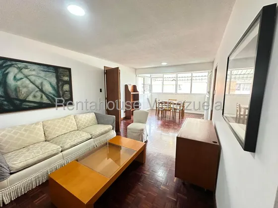 Apartamento En Alquiler, Urb. Chuao