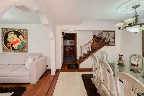 Casa En Venta En Cedro Salazar-usaquén. Cod V7224