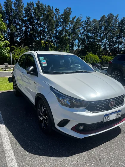 Fiat Argo 1.8 Hgt