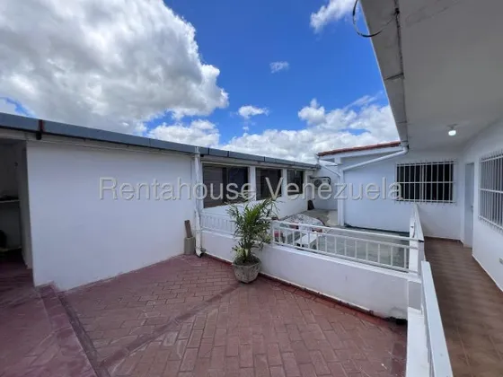 Jip 25-23030. Rent-a-house Alquila Comodo Anexo Tipo Estudio, Ideal Para Ejecutivos. Totalmente Equipado. Urb Corinsa, Cagua