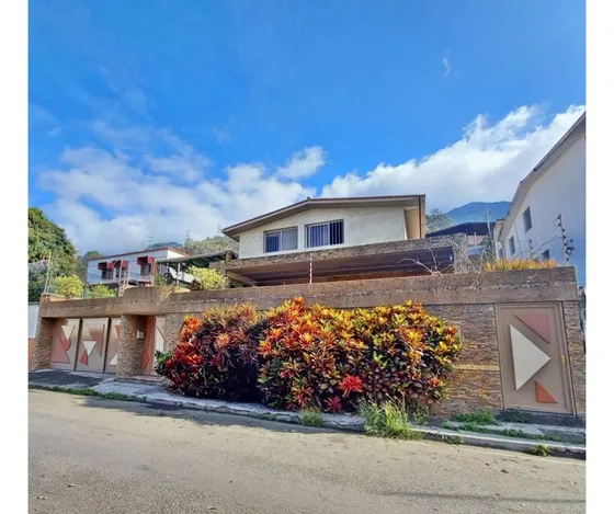 Vendo Casa 850m2 El Marqués 2339