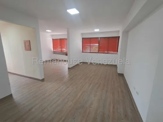 Bello Y Amplio Apartamento En Los Palos Grandes