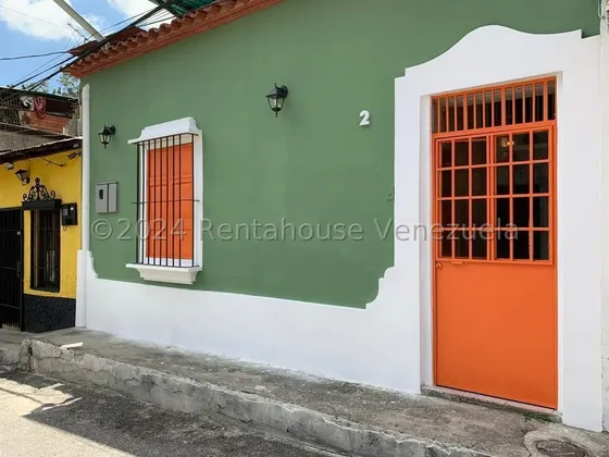 Casa Comercial O Residencial En Venta En El Pueblo De El Hatillo Iq25-20452