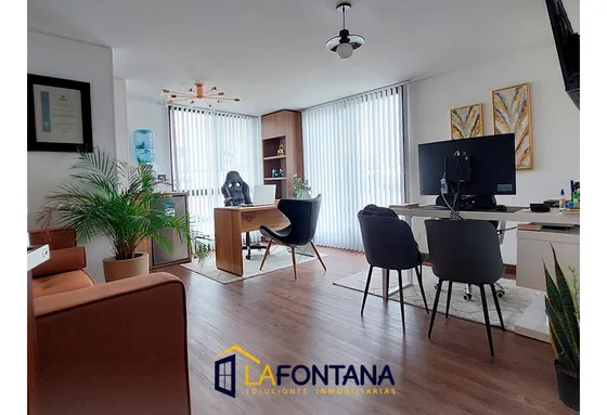 Venta De Consultorio En La Av. Paralela