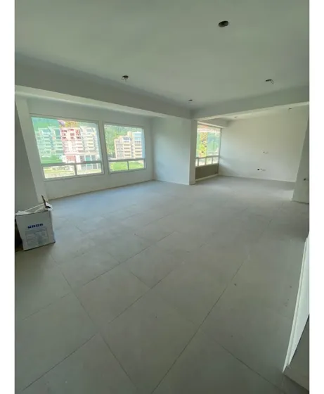 Se Vende Ph 210m² 1h/ 2b/ 1e La Tahona