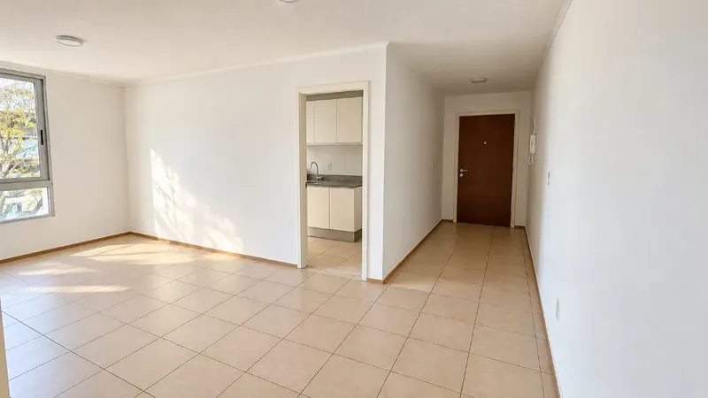 Alquiler Apartamento | 2 Dormitorios | Centro | Piso 3 | Con Cochera · Foto 1