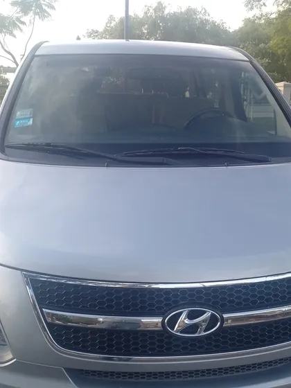 Hyundai H-1 Van Premium At
