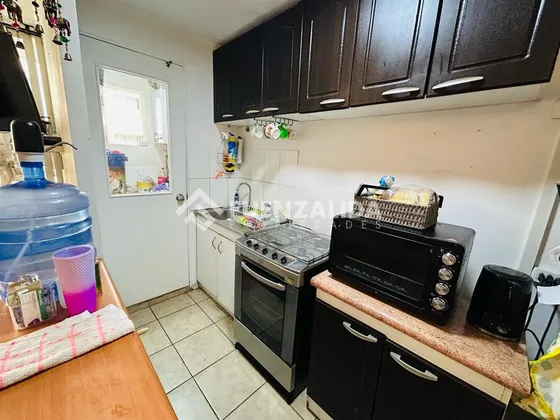 Departamento En Venta De 3 Dorm Y 1 Baño En La Cisterna