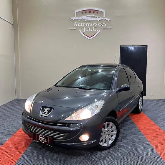Peugeot 207 1.6 Compact Feline
