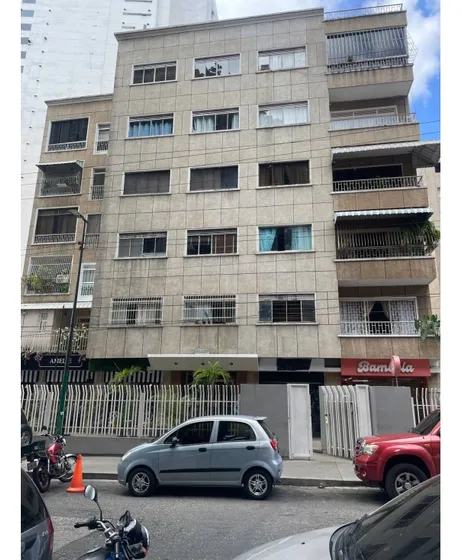 Apto. Los Palos Grandes 97 Mt2 Alquiler