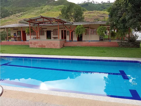 Venta De Finca En Sector Cambia, Palestina | Casa Campestre En Venta