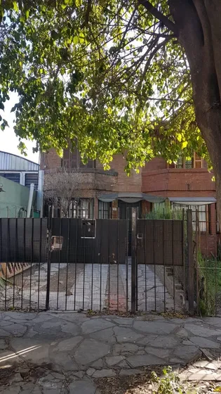 Oportunidad Venta Duplex Ituzaingo Centro !!!  Apto Credito !!!