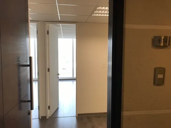  Dueño Por Viaje Vende Oficina ¡¡rebajada!! 