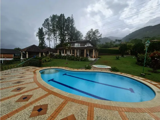 Alquiler Finca Villa Azul  Lago Calima Darien Valle Del Cauca