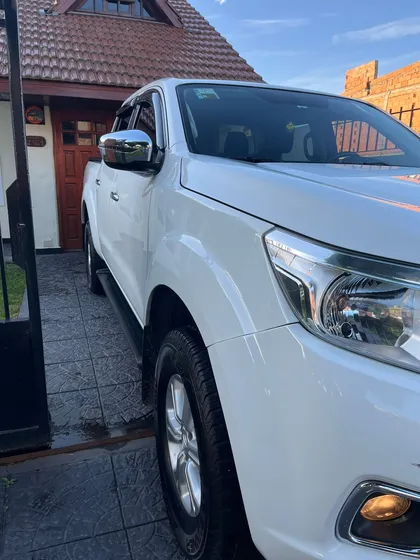 Nissan Frontier 2.3t Xe 4x2 Mt L22