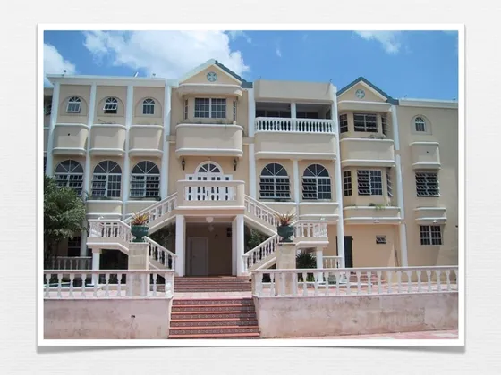 Vendo Hermosa Y Elegante Casa Mansión Villa En Villa Naco, Santo Domingo Oeste, República Dominicana 