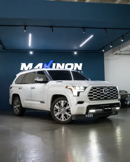 Toyota Sequoia 3.5 V6 Capstone