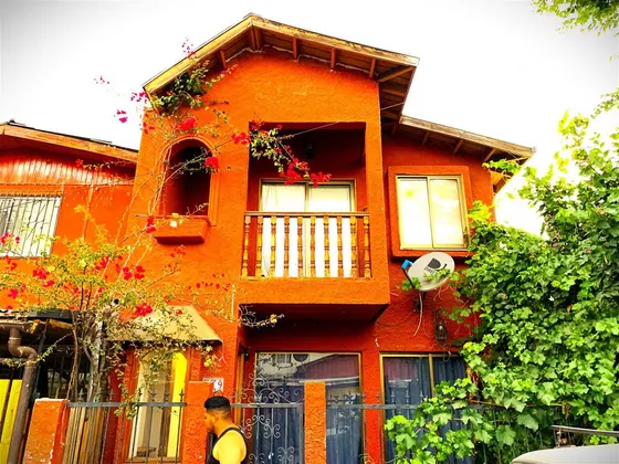 Casa En Venta De 3 Dorm. En Ñuñoa