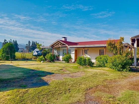 Parcela 1 Ha Con 2 Casas, Galpón Y Local Comercial El Paico 