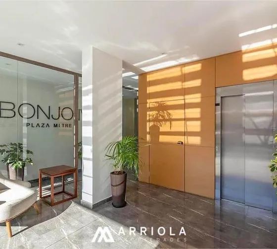 Departamento De 2 Ambientes Con Cochera Y Baulera