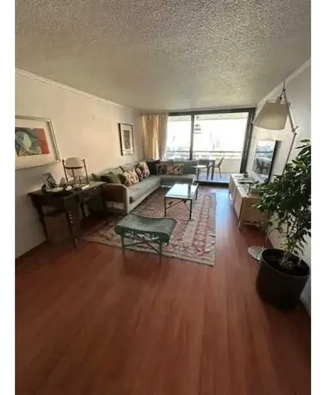 Departamento En Las Condes/ Warren Smith