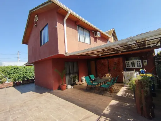 Casa La Florida, 4 Dorm, Piscina