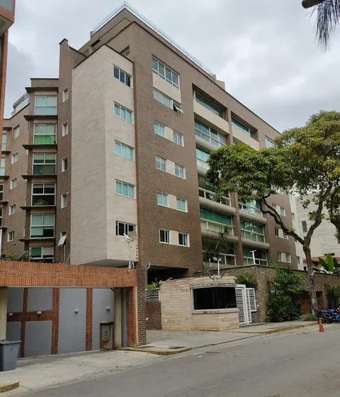 Mh - Alquilo Apartamento 79m2, 2h, 2b, 2pt  Urb. Los Naranjos De Las Mercedes