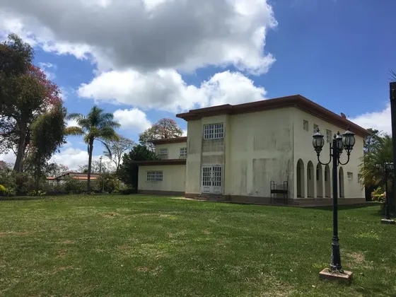 Se Vende Casa En San Diego De Los Altos Bb