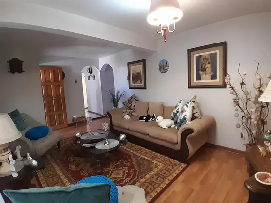 Excelente Oportunidad Para Uso Comercial Y Habitacional