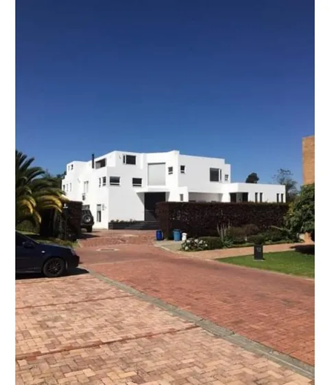 Se Vende Espectacular Casa San Simon La Mimosa -11-
