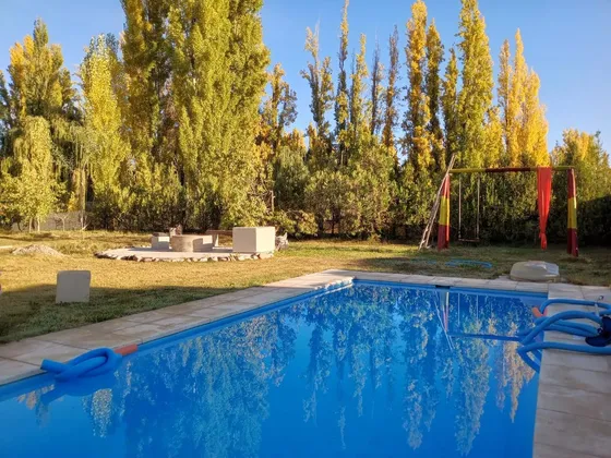 Alquiler ! De Casa En Chacras De Coria !!