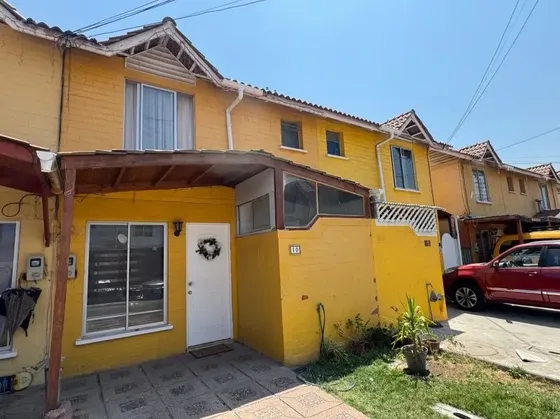 Hermosa Propiedad En Venta Condominio Lomas De Eyzaguirre