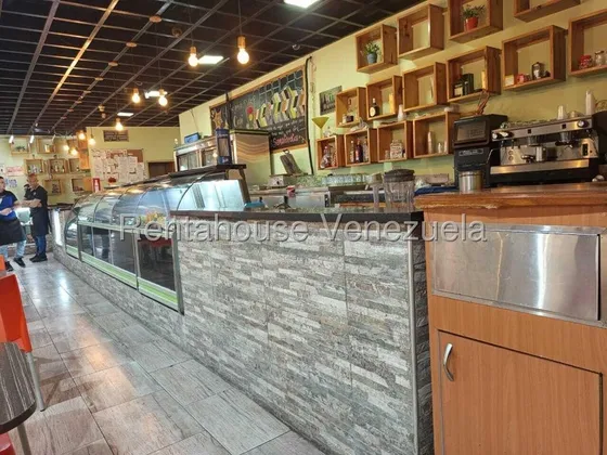 Fondo De Comercio En Venta Urb. Chacaito, Caracas. 25-23853 Yf