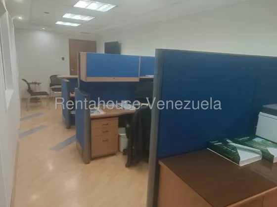 Linda, Cómoda Y Funcional Oficina En Alquiler De 59mts² En Chuao