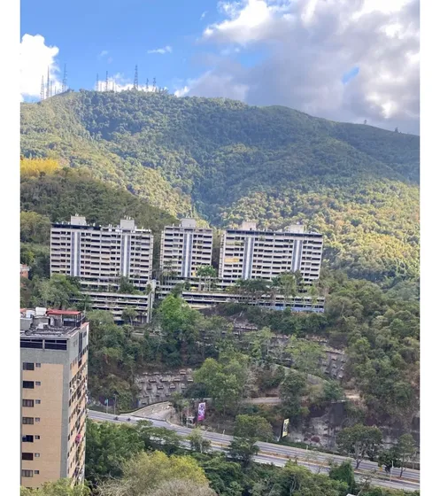 Vendo Apartamento 187m2 Sorocaima 2484