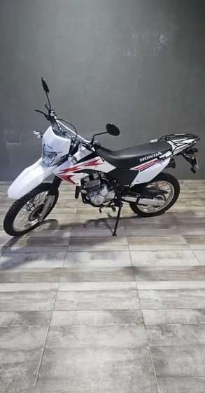 Honda Tornado 250 Fines 2023 Linea Nueva Titular Poco Uso