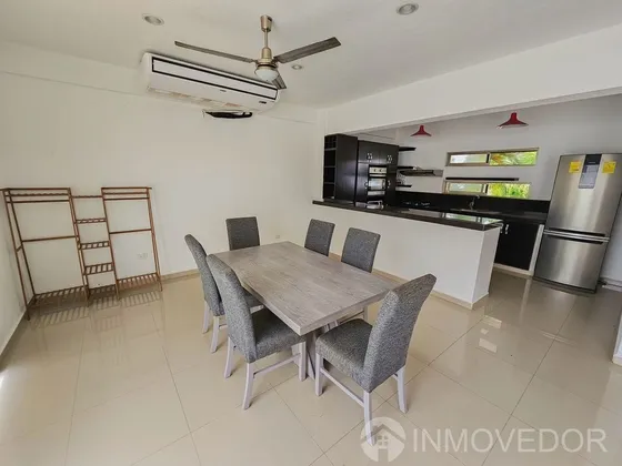 Casa · Residencial Arbolada · 4 Recámaras · Terreno Grande · Huayacan
