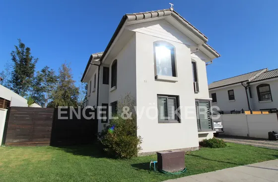 Casa En Condominio Quebrada Del Canelo