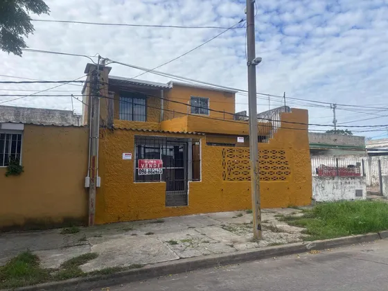 Casa Sin Gastos Comunes Terraza Estufa Leña Baño Coc. Nuevo