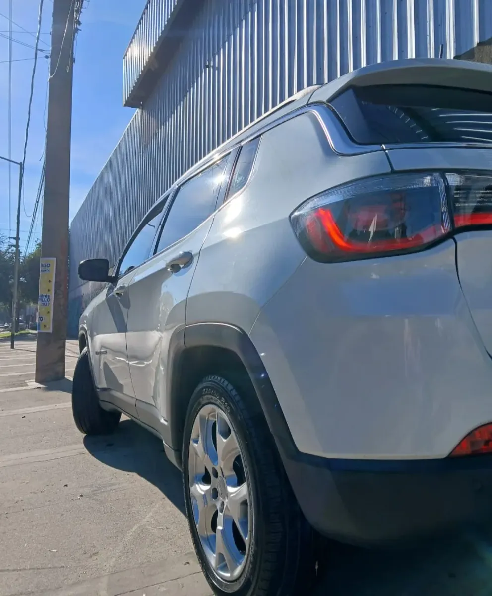 Jeep Compass 2.4 Longitude5270406840097382416