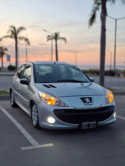 Peugeot 207 1.9 Sedan Xs
