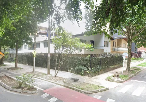 Casa Para Construir Edificio En Venta En Belen Rosales