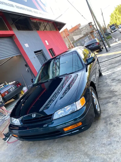 Honda Accord 2.2 Ex At