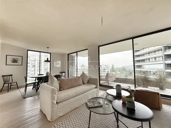 Departamento En Venta De 2 Dorm. En Lo Barnechea