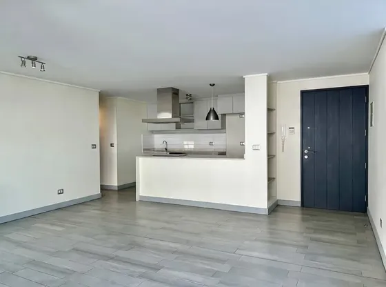 Arriendo Moderno Departamento En Calle Sucre, Ñuñoa