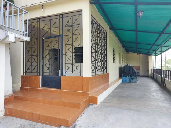 Alquiler De Casa En Paracotos Muy Cerca Del Casco Central 