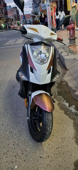Moto Scooter Kymco 2022