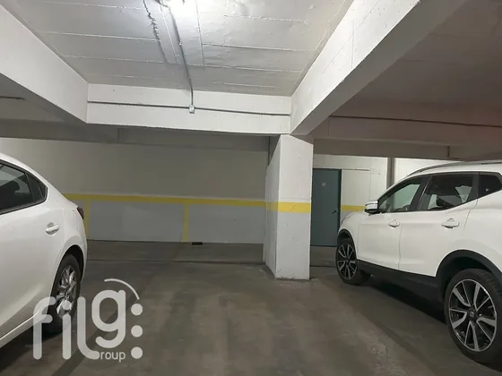Vendo Estacionamiento Frente A Parque Arauco