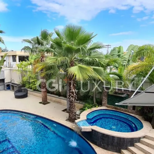 Cgi+ Luxury Lecheria Vende Casa Tipo Villa, Sector Madre Vieja
