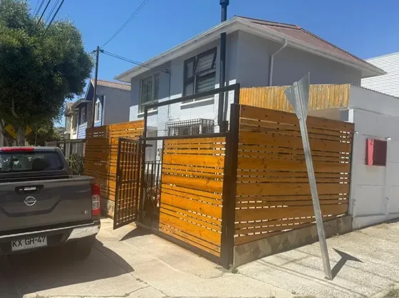 Casa En Venta En Altos De Miramar